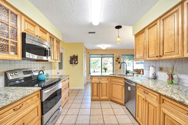 1839 NW 93rd Way, Plantation, FL 33322