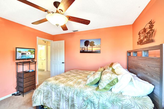 1839 NW 93rd Way, Plantation, FL 33322