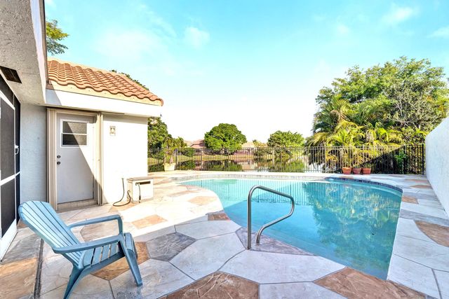1839 NW 93rd Way, Plantation, FL 33322
