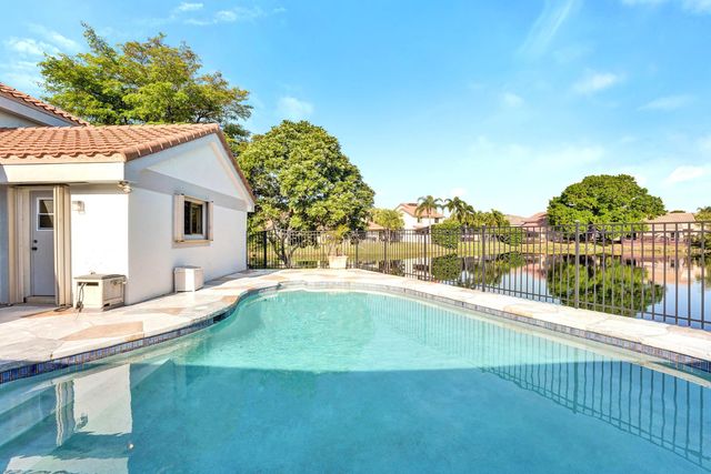 1839 NW 93rd Way, Plantation, FL 33322