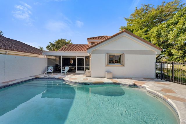 1839 NW 93rd Way, Plantation, FL 33322