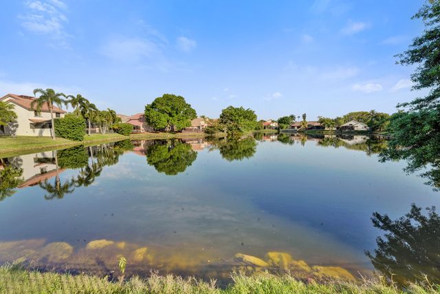 1839 NW 93rd Way, Plantation, FL 33322