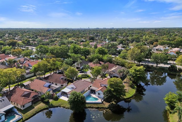 1839 NW 93rd Way, Plantation, FL 33322
