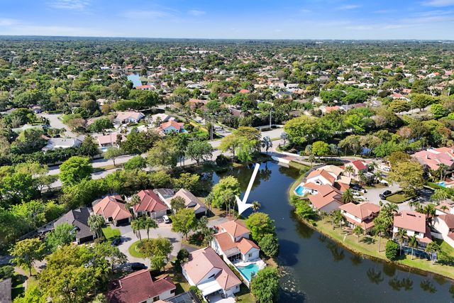 1839 NW 93rd Way, Plantation, FL 33322