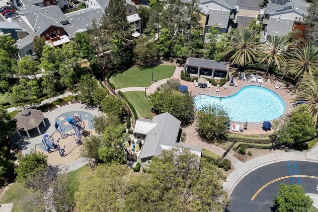 2 Ferrensby, Ladera Ranch, CA 92694