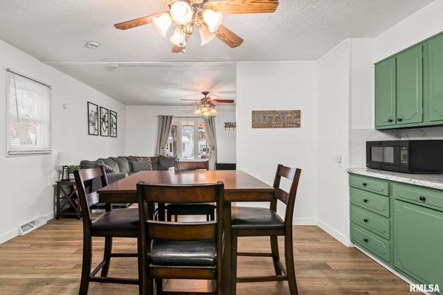 1016 JOHNSON Lane, Springfield, IL 62702