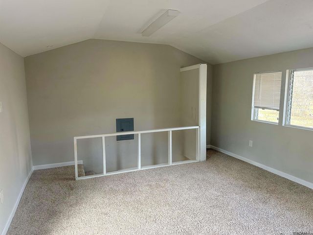 30409 N Willow St, Livingston, LA 70754