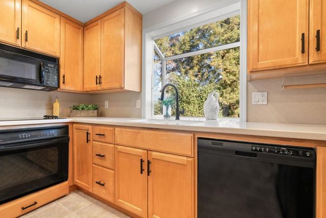 135 Belmont Street, Santa Cruz, CA 95060