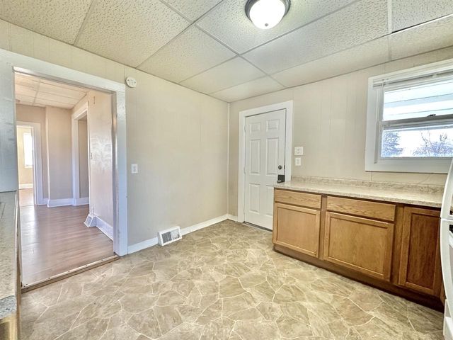 957 W Grand Avenue, Beloit, WI 53511