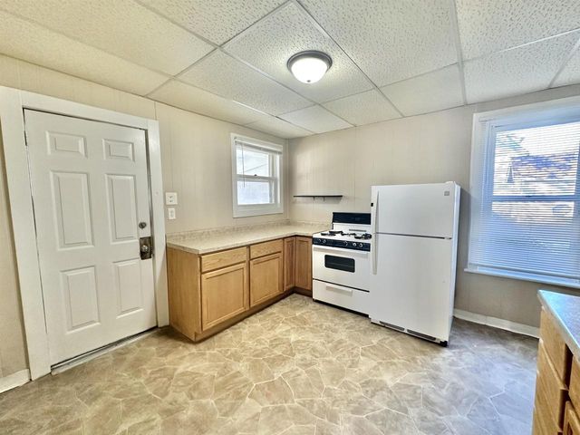 957 W Grand Avenue, Beloit, WI 53511