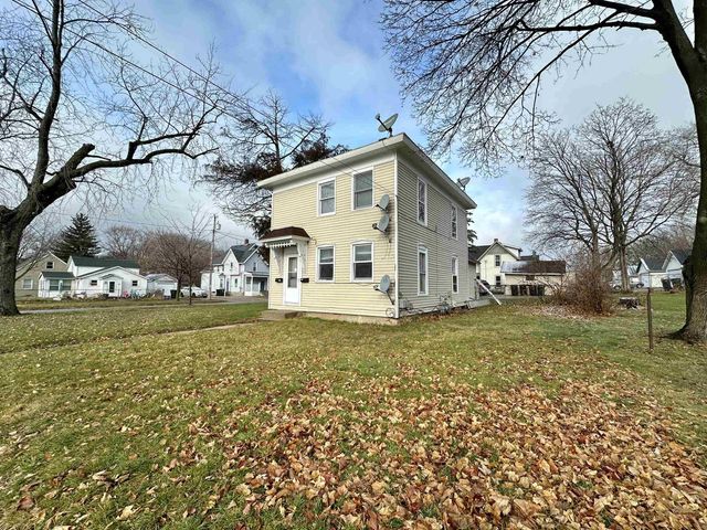 957 W Grand Avenue, Beloit, WI 53511
