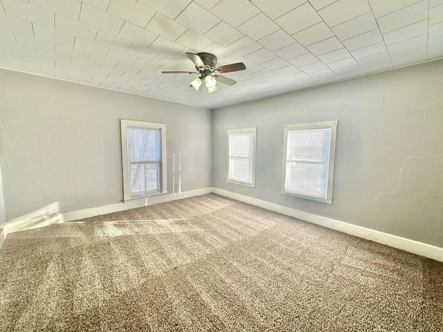 957 W Grand Avenue, Beloit, WI 53511