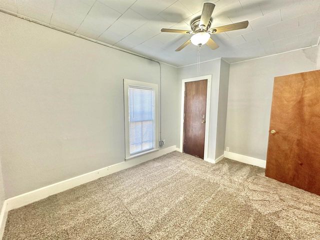 957 W Grand Avenue, Beloit, WI 53511