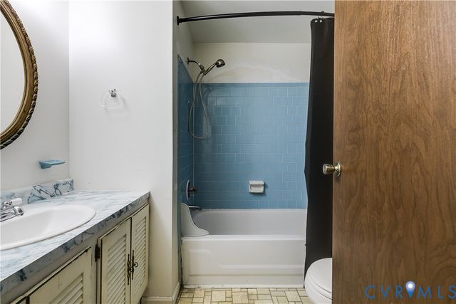 2305 Stonemill Ct, Henrico, VA 23233