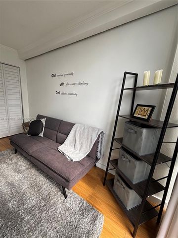 600 NE 36th St 1917, Miami, FL 33137