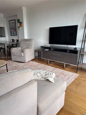 600 NE 36th St 1917, Miami, FL 33137