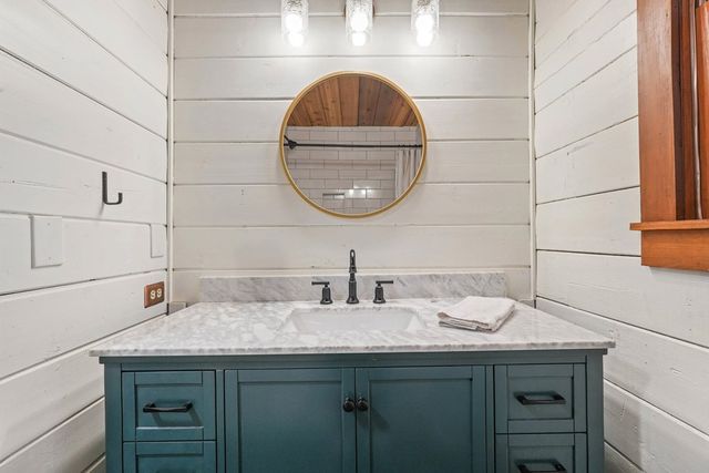 299 Eagles Nest Mountain Road, Blue Ridge, GA 30513