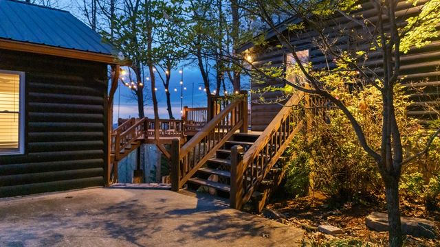 299 Eagles Nest Mountain Road, Blue Ridge, GA 30513