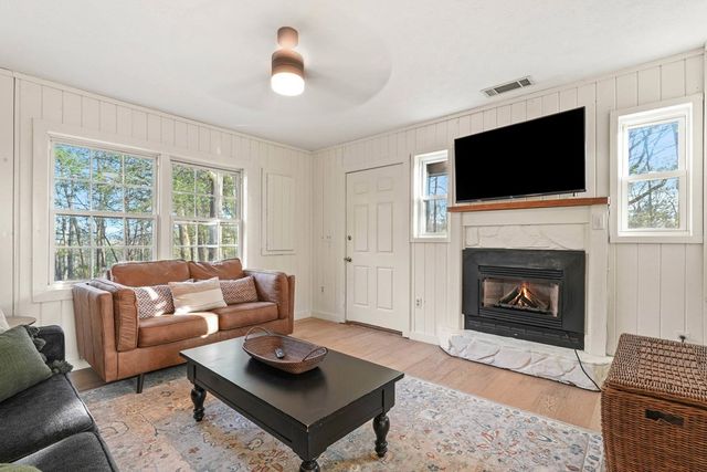 299 Eagles Nest Mountain Road, Blue Ridge, GA 30513