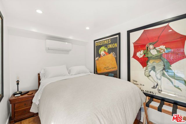 6612 Waring Avenue, Los Angeles, CA 90038