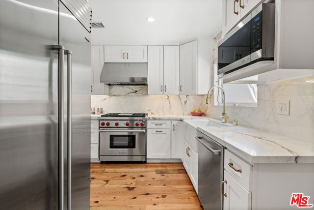 6612 Waring Avenue, Los Angeles, CA 90038