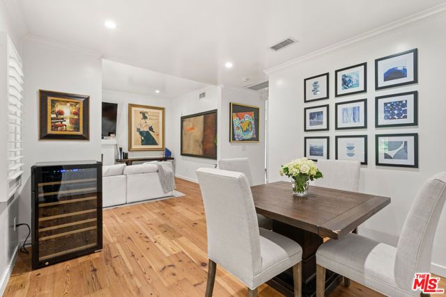6612 Waring Avenue, Los Angeles, CA 90038
