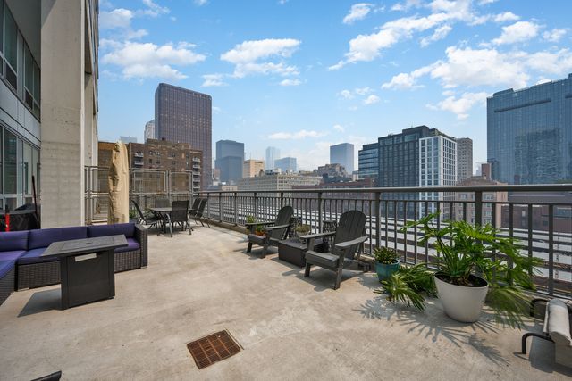 701 S Wells Street 804, Chicago, IL 60607
