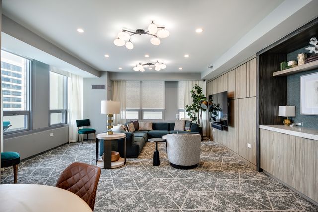 701 S Wells Street 804, Chicago, IL 60607