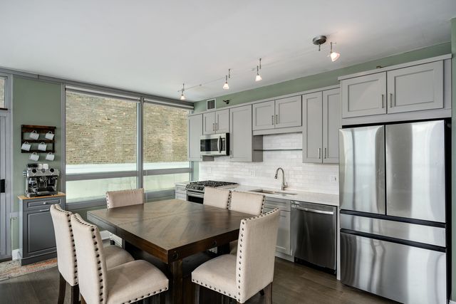 701 S Wells Street 804, Chicago, IL 60607