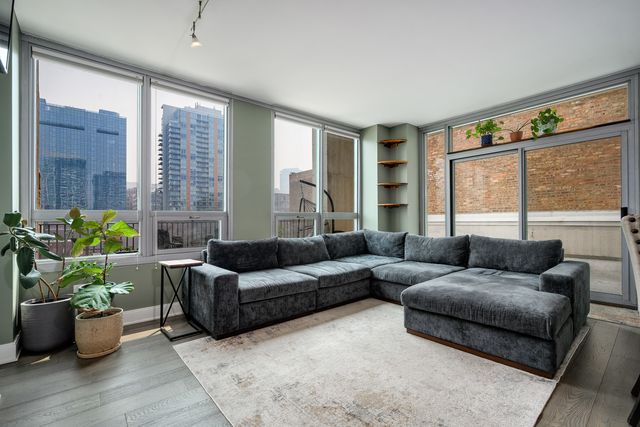 701 S Wells Street 804, Chicago, IL 60607