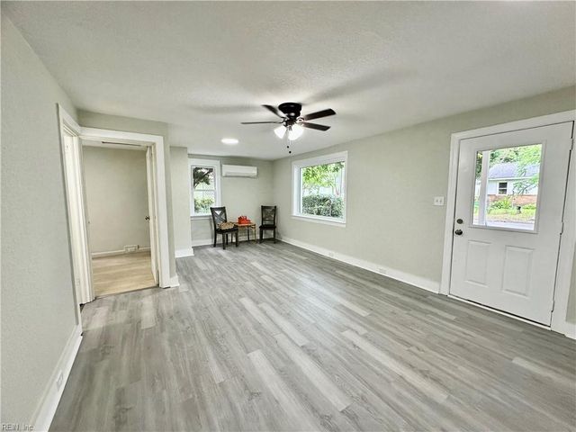 47 Pollux CIR W, Portsmouth, VA 23701