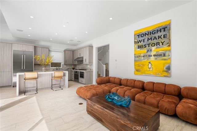 120 Linda Vista, Irvine, CA 92618