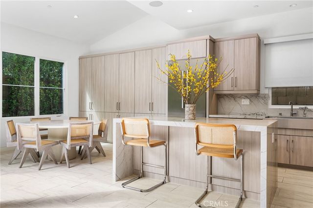 120 Linda Vista, Irvine, CA 92618