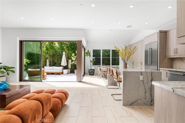 120 Linda Vista, Irvine, CA 92618