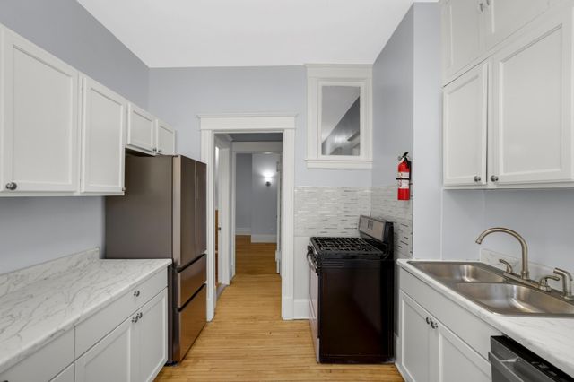806 6th Street SE, Minneapolis, MN 55414