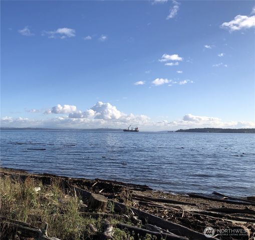 20594 Alder Street NE, Indianola, WA 98342