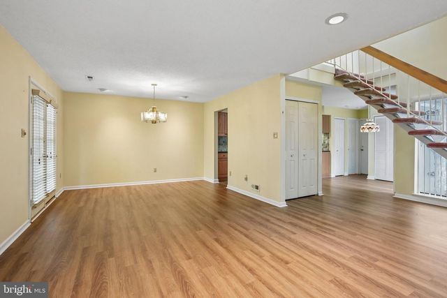 1217 CHANTICLEER, Cherry Hill, NJ 08003