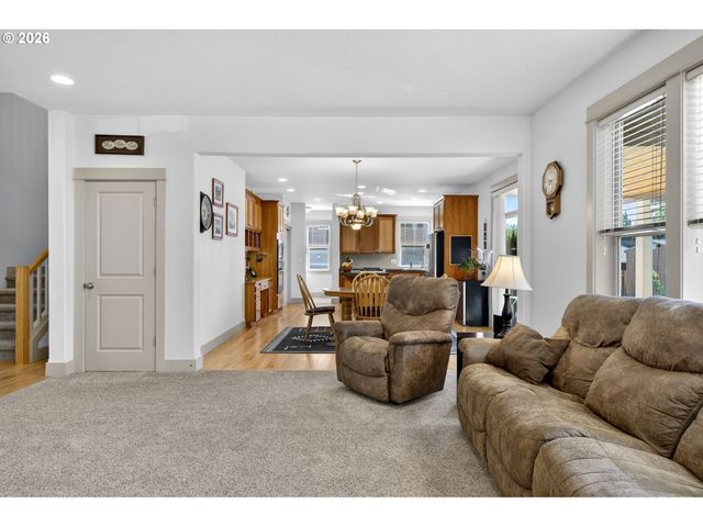 10950 Nw CAMI Pl, North Plains, OR 97133