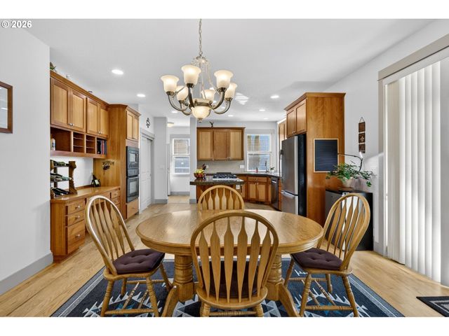10950 Nw CAMI Pl, North Plains, OR 97133