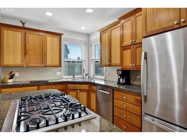 10950 Nw CAMI Pl, North Plains, OR 97133