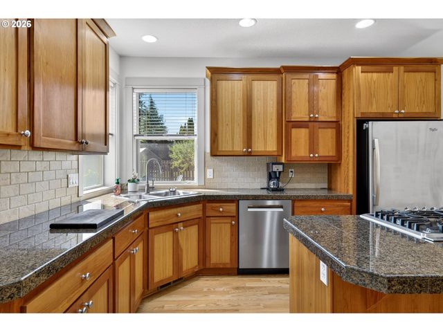 10950 Nw CAMI Pl, North Plains, OR 97133