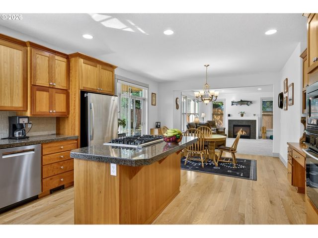 10950 Nw CAMI Pl, North Plains, OR 97133