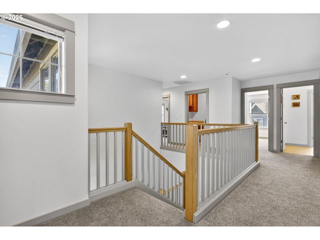10950 Nw CAMI Pl, North Plains, OR 97133