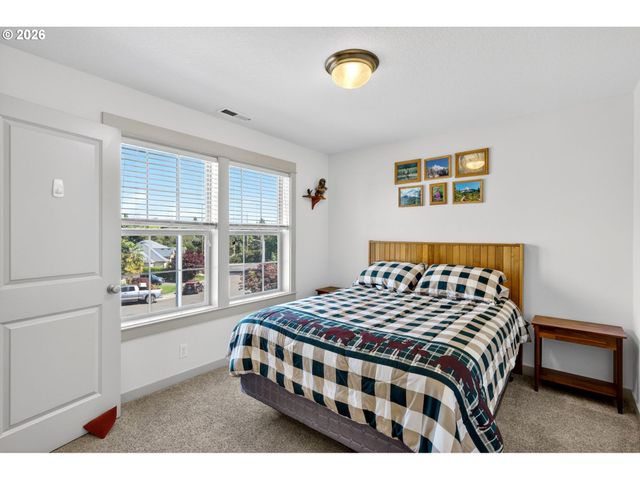 10950 Nw CAMI Pl, North Plains, OR 97133