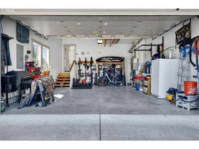 10950 Nw CAMI Pl, North Plains, OR 97133