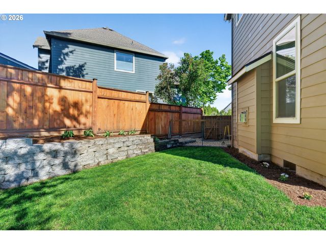10950 Nw CAMI Pl, North Plains, OR 97133