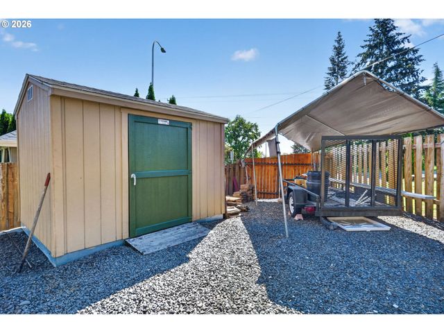 10950 Nw CAMI Pl, North Plains, OR 97133