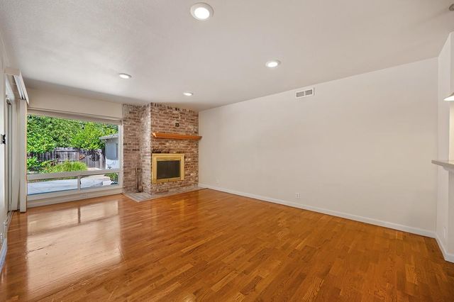 1221 Nevis Ct, Sacramento, CA 95822