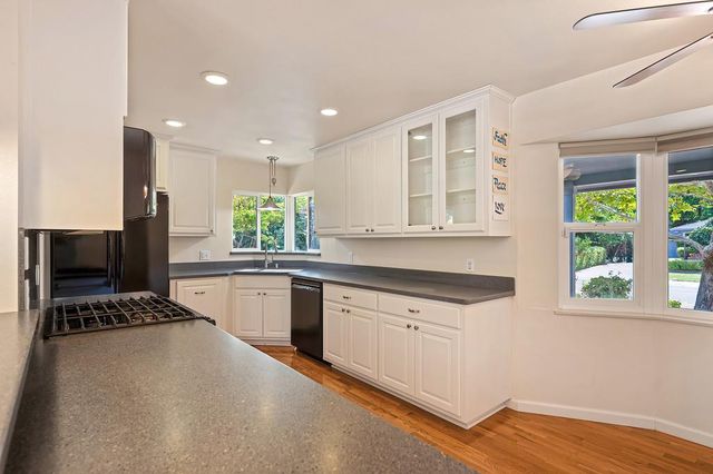 1221 Nevis Ct, Sacramento, CA 95822