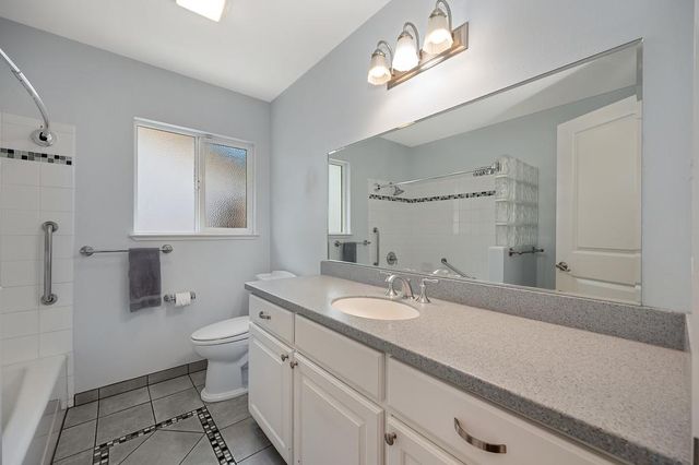 1221 Nevis Ct, Sacramento, CA 95822